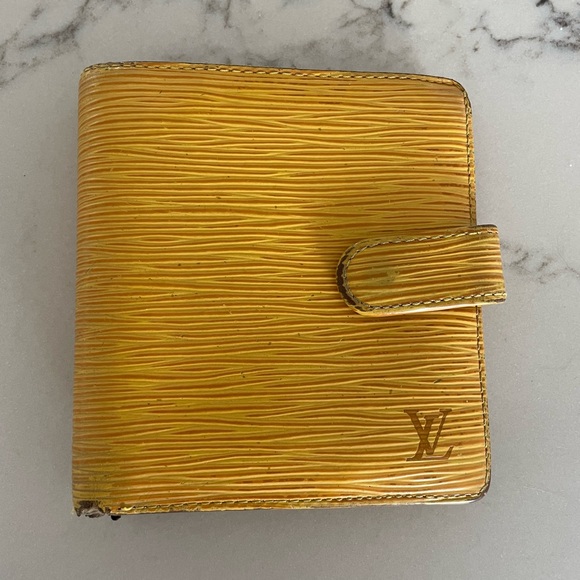 Louis Vuitton Handbags - YELLOW EPI LV WALLET MI0022